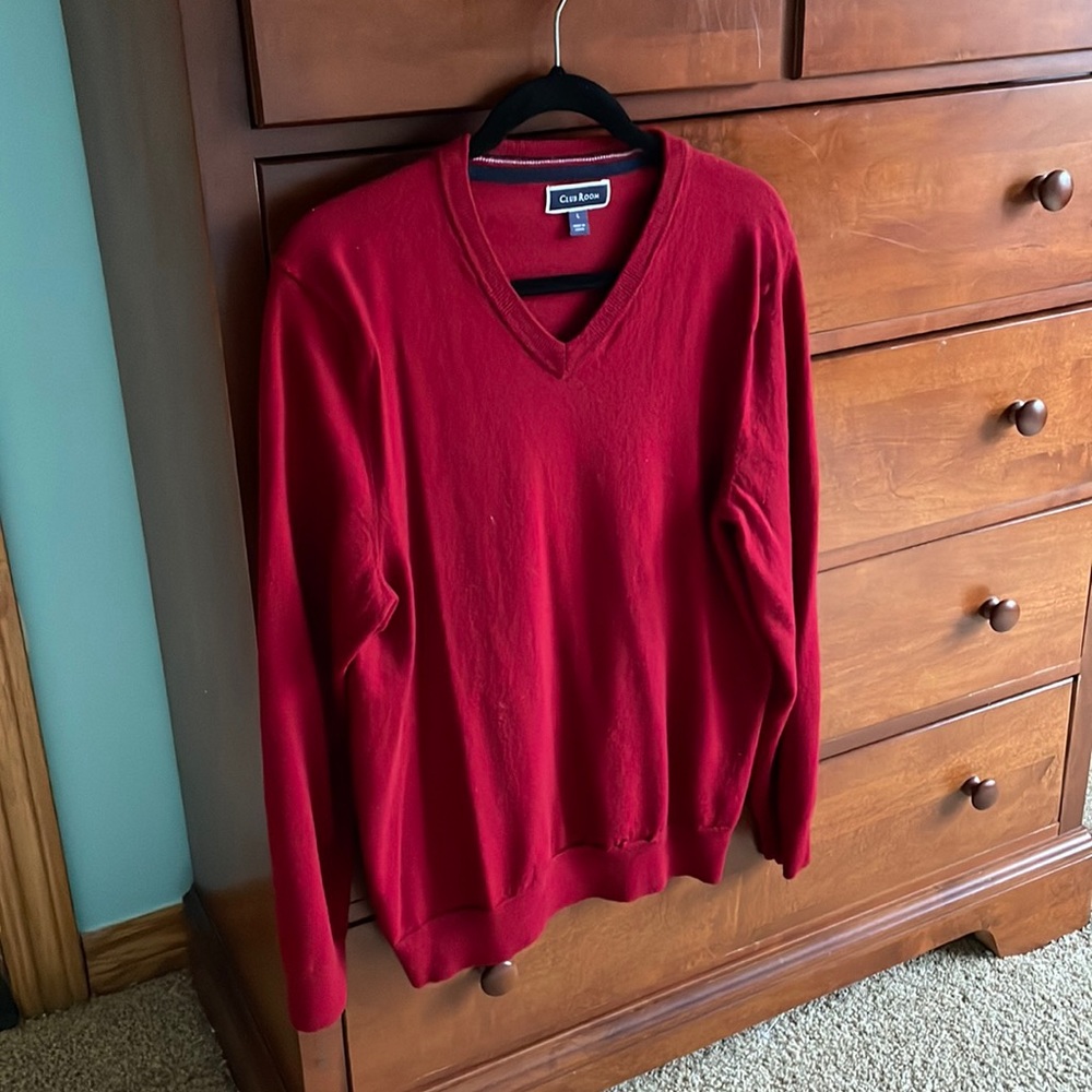 CLUB ROOM 100% CASHMERE V-NECK SWEATER